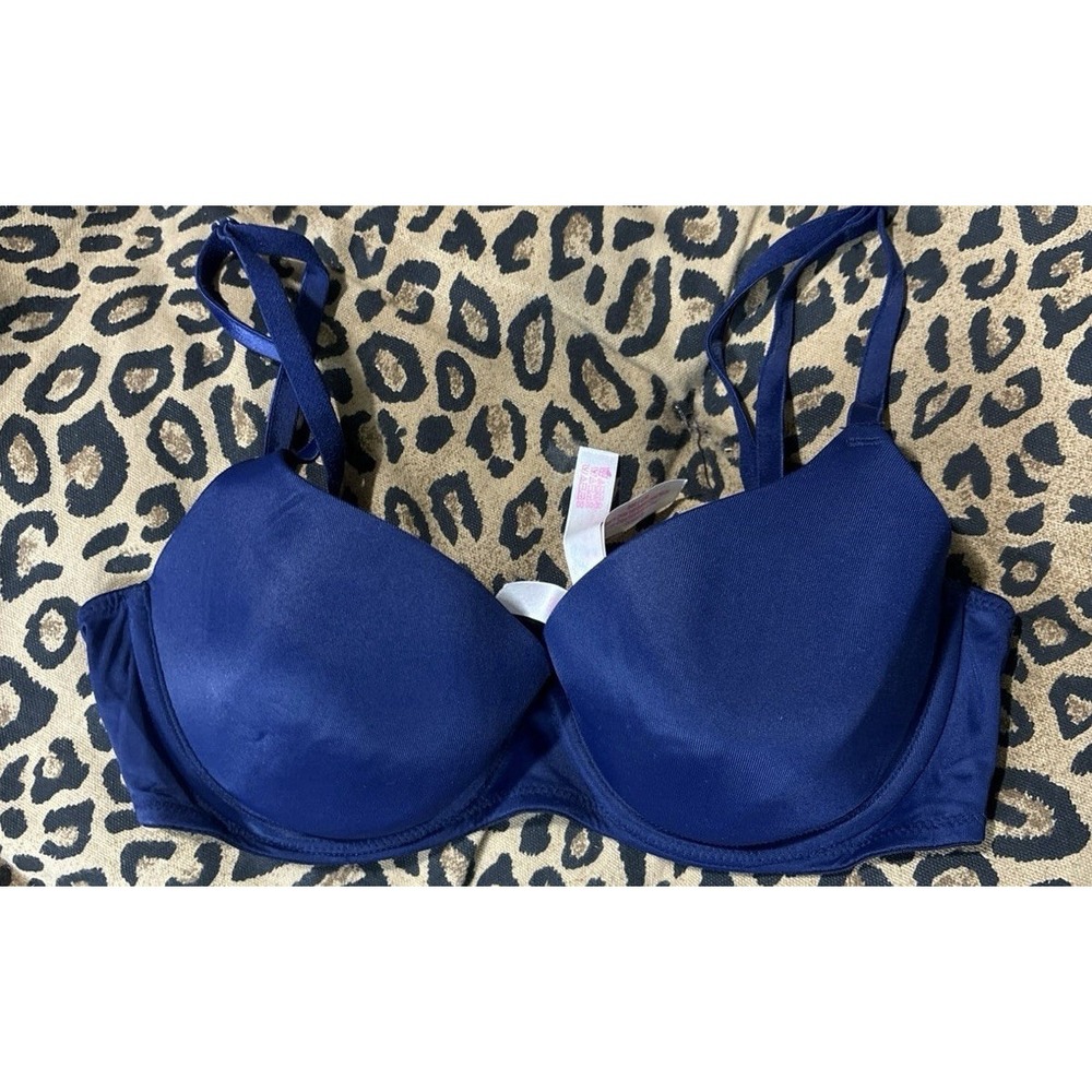 Victoria's‎ Secret Pink Wear Everywhere Lightly Lined Bra in Navy, 32C